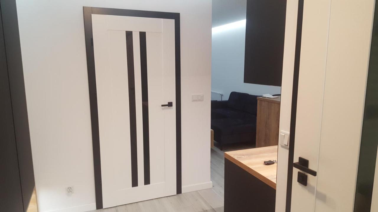 Apartament Skarbowa 2 & Parking Leszno  Kültér fotó