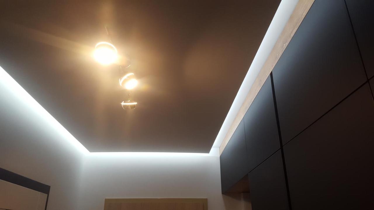 Apartament Skarbowa 2 & Parking Leszno  Kültér fotó